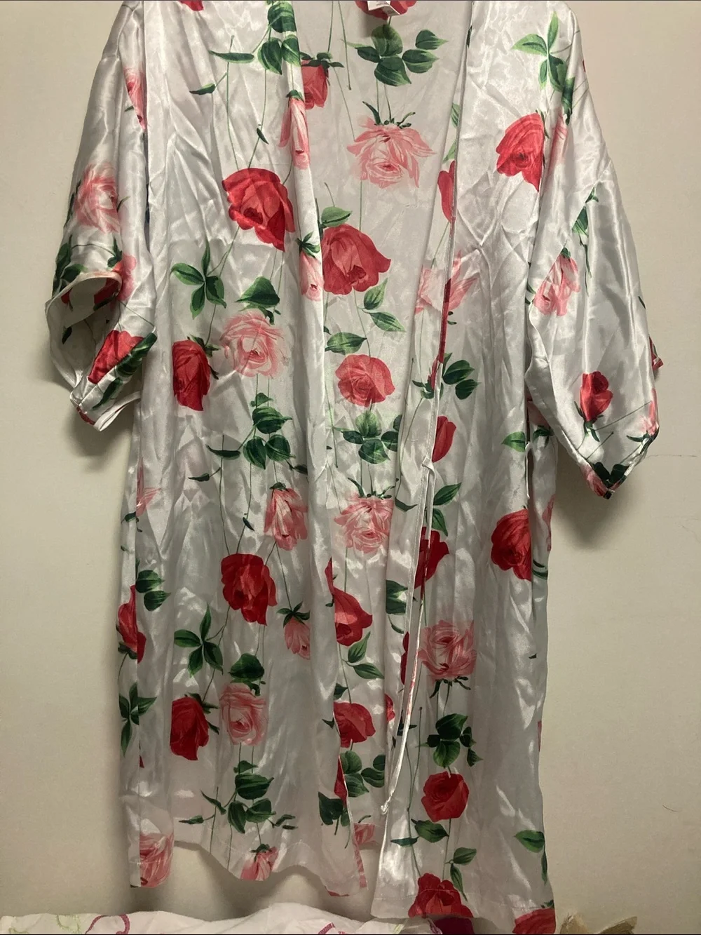 Secret Treasures White Satin Robe with Red & Pink Rose Print